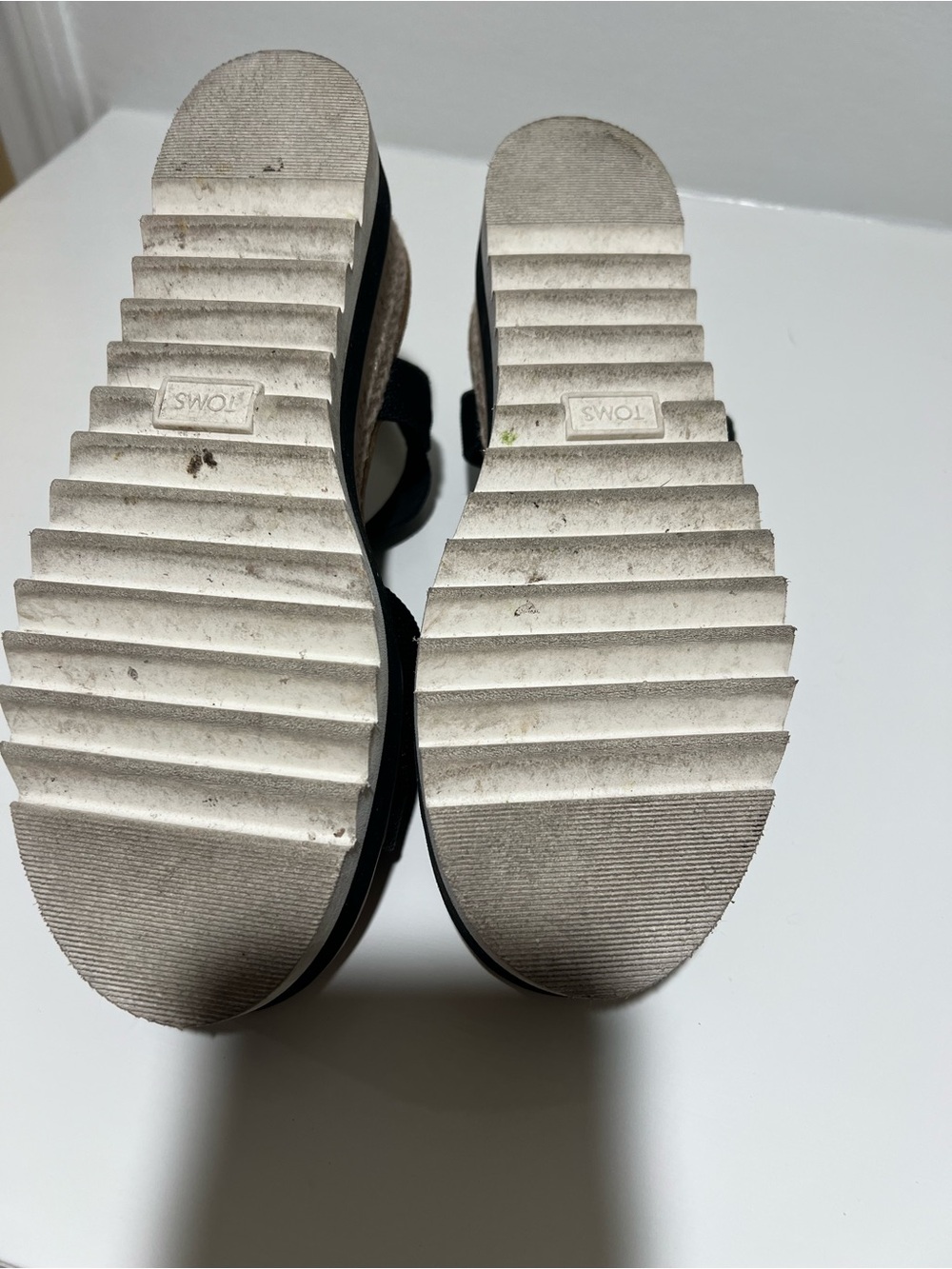 Toms Black Platform Wedge Espadrille Sandals - Picture 6 of 6